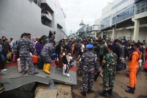 KRI SHS-990 Kembali Dukung Pelayaran dari Bawean Menuju Surabaya