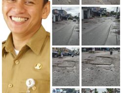 Seperti Kubangan Kerbau Berserakan di Simpang Taman Karya, Kadis PUPR Kota Pekanbaru Tutup Mata